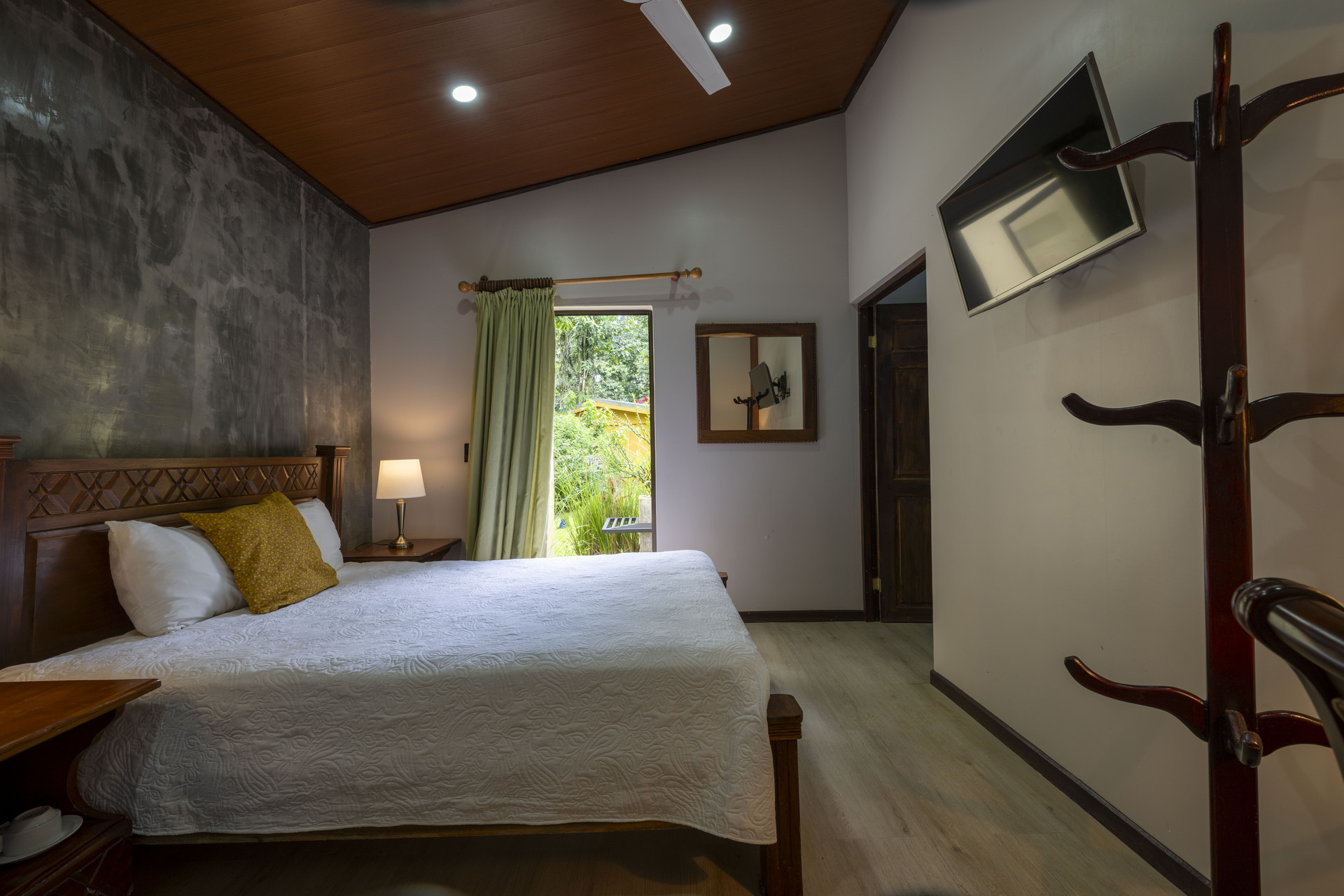 ESTANDAR 1 CAMA (#8)